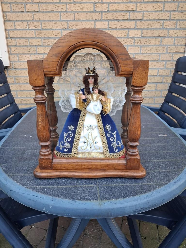Maria in kast, Antiek en Kunst, Ophalen