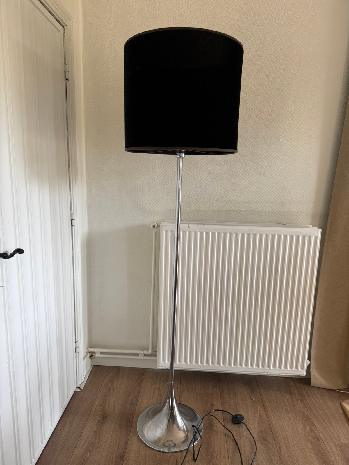 Mooie vloerlamp, Huis en Inrichting, Lampen | Vloerlampen, Ophalen of Verzenden, Gebruikt, 150 tot 200 cm