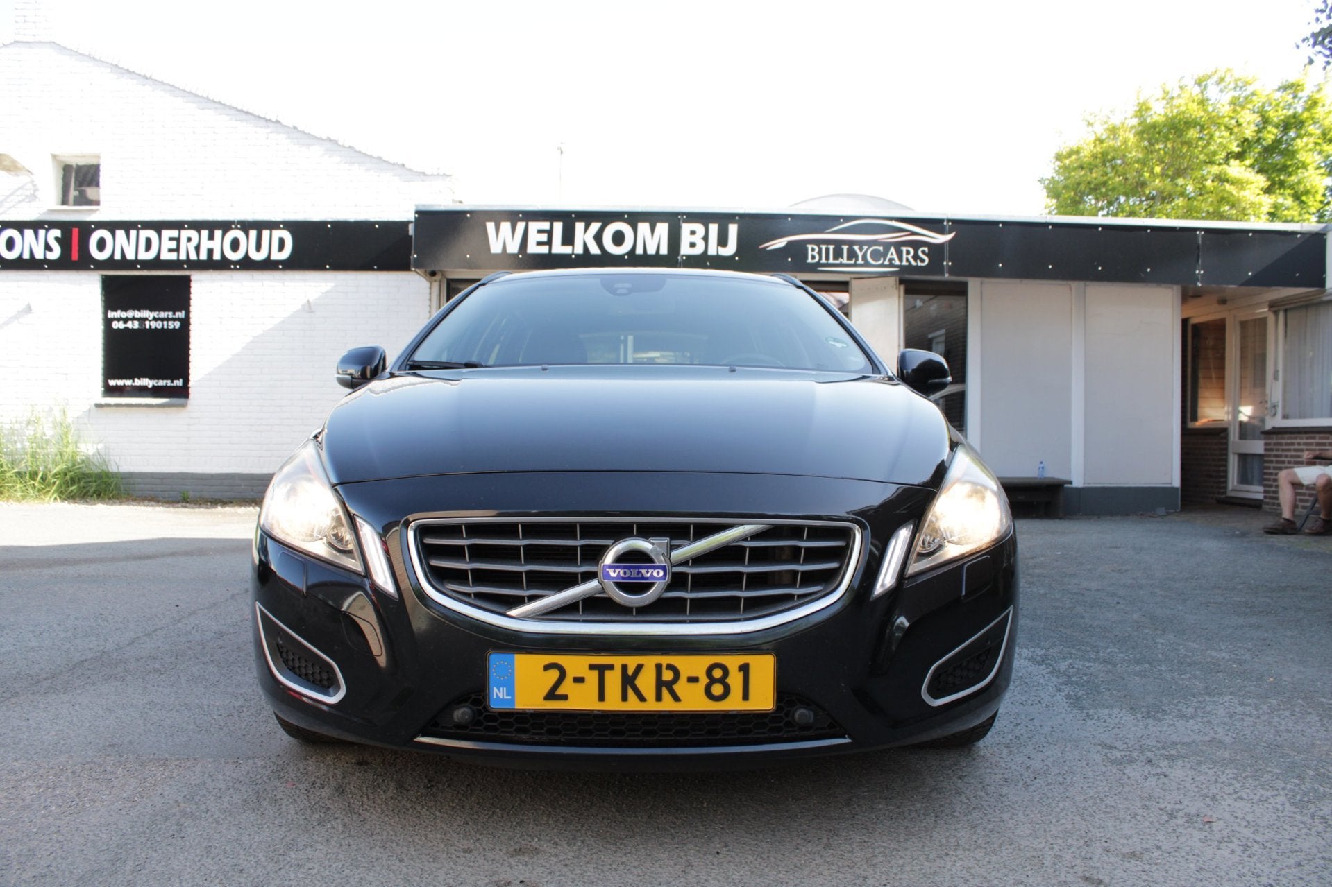 Volvo V60 1.6 T3 / Stoelmemory / Carplay / Parkeersensoren /, Auto's, Voorwielaandrijving, Stof, Gebruikt, Zwart