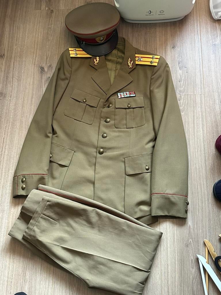 RSR officier uniform Roemenië socialist, Ophalen of Verzenden, Landmacht, Kleding of Schoenen