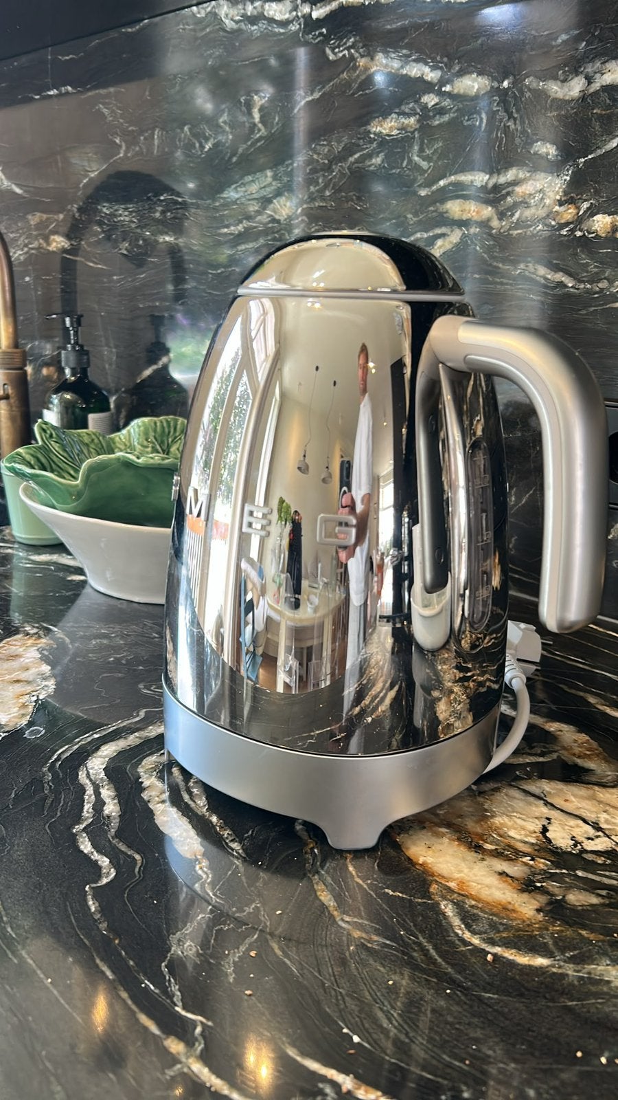 Smeg SMEG Elektrische waterkoker Steel KLF03SSEU rvs, 1 tot 2 liter, Ophalen of Verzenden, Zo goed als nieuw, Rvs