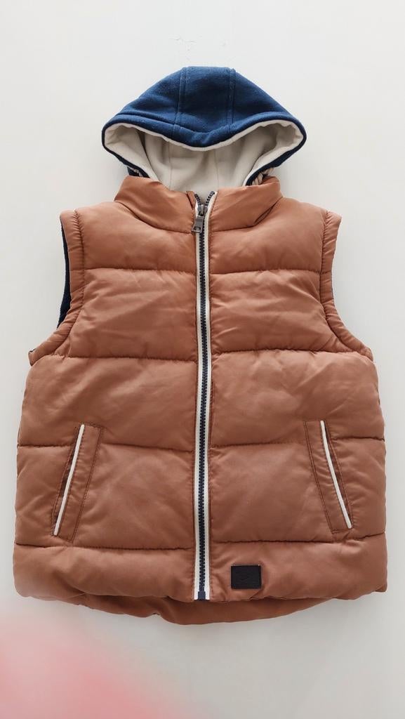 Bodywarmer maat 122, Nieuw, Ophalen of Verzenden, Primark, Jongen