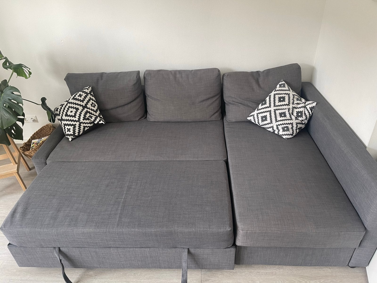 Ikea Friheten slaapbank - 2 jaar oud - Ophalen in Ede, Ophalen, Gebruikt, Tweepersoons, Overige maten