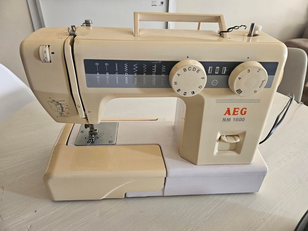 Naaimachine, Ophalen of Verzenden, Gebruikt, Naaimachine, Overige merken