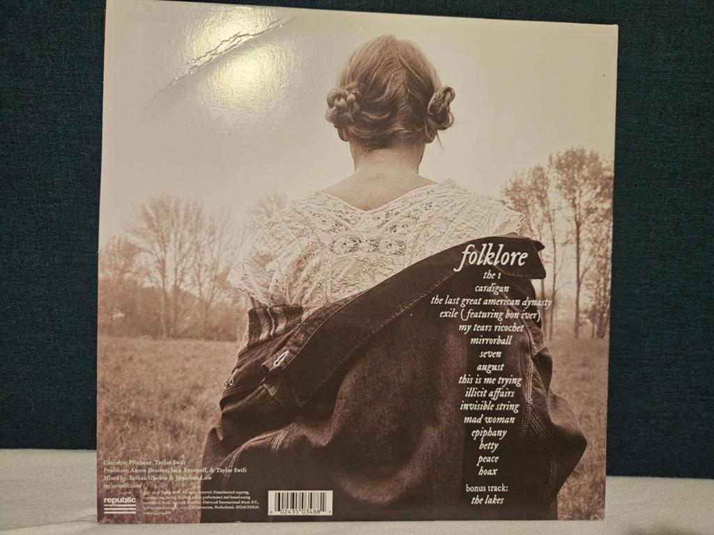 Taylor Swift - Folklore (Limited Edition Gold Vinyl), Cd's en Dvd's, Vinyl | Pop, 2020 tot heden, Ophalen of Verzenden, Zo goed als nieuw