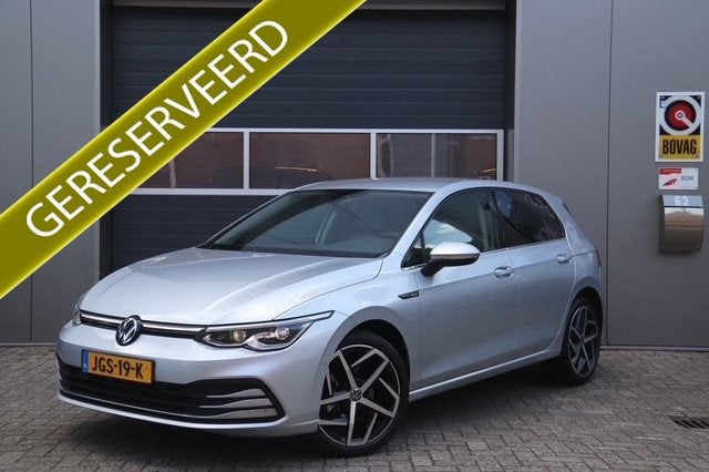 Volkswagen Golf 1.5 eTSI R-Line Business+, Stoel & Stuurverw, 4 cilinders, 150 pk, Bedrijf, Grijs