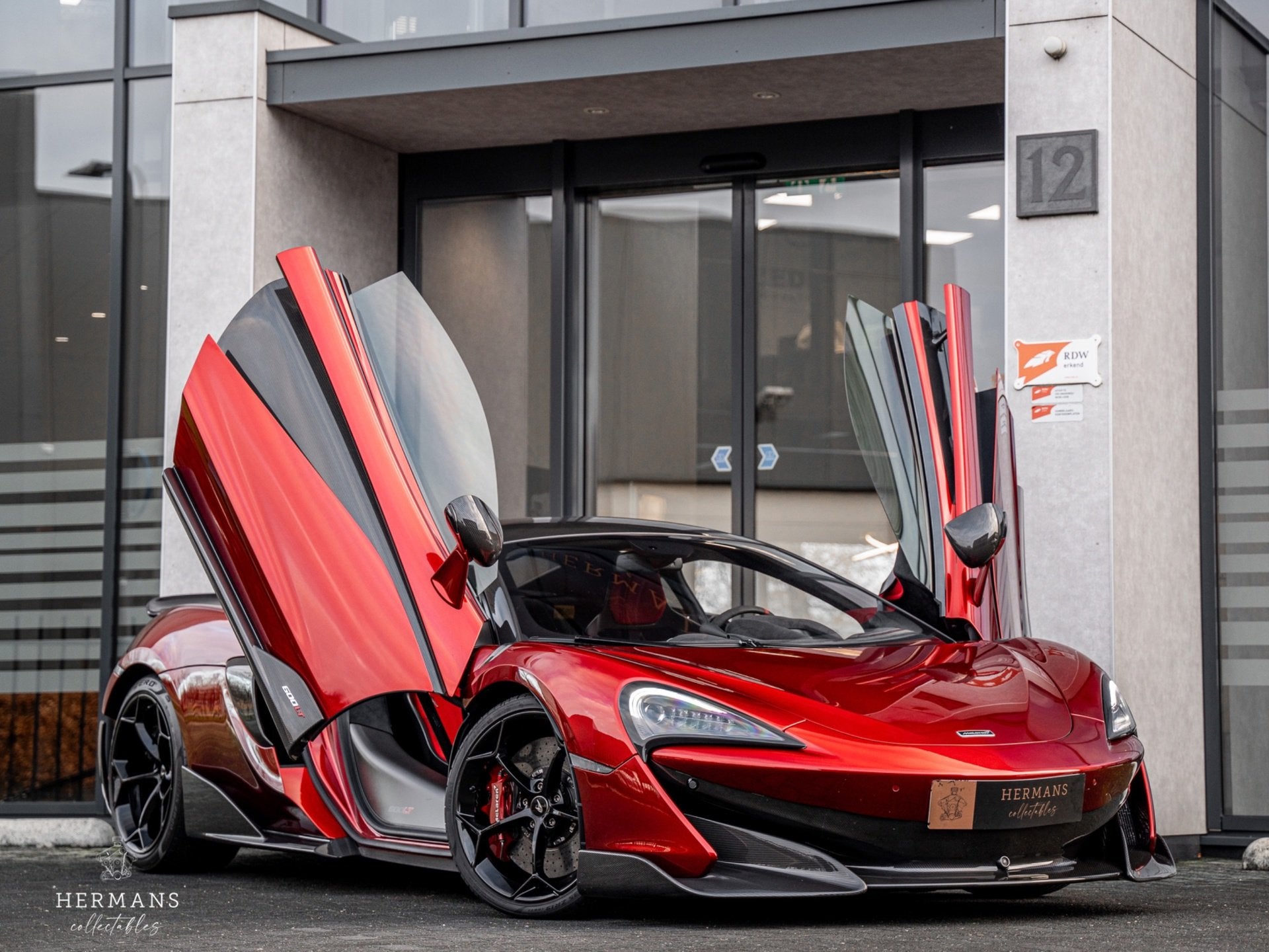 McLaren 600LT 3.8 V8 / 670PK / MSO / Ceramic / FULL Carbon /, Auto's, McLaren, Dealer onderhouden, Achterwielaandrijving, Gebruikt