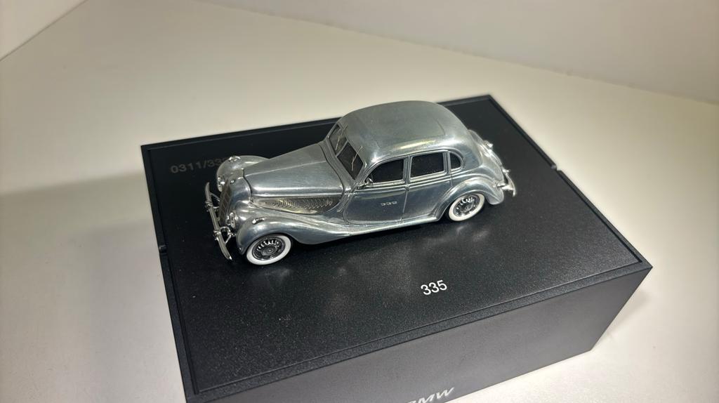 Bmw 335 chroom minichamps 1.43, Auto, Ophalen of Verzenden, MiniChamps, A