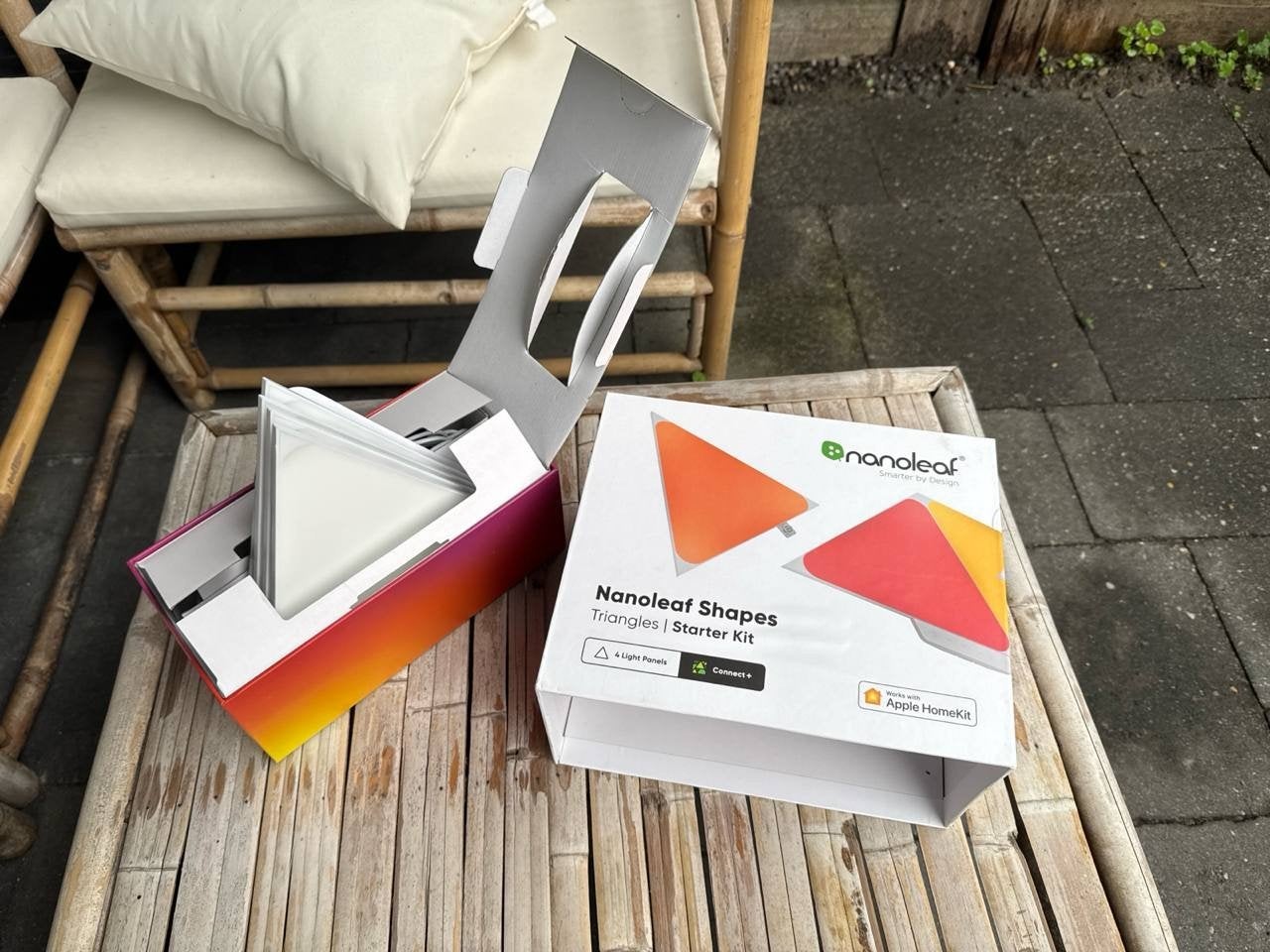 Nanoleaf Shapes Triangles Starter Kit 4 lichtpanelen, Overige merken, Kunststof, Meerkleurig, Ophalen of Verzenden