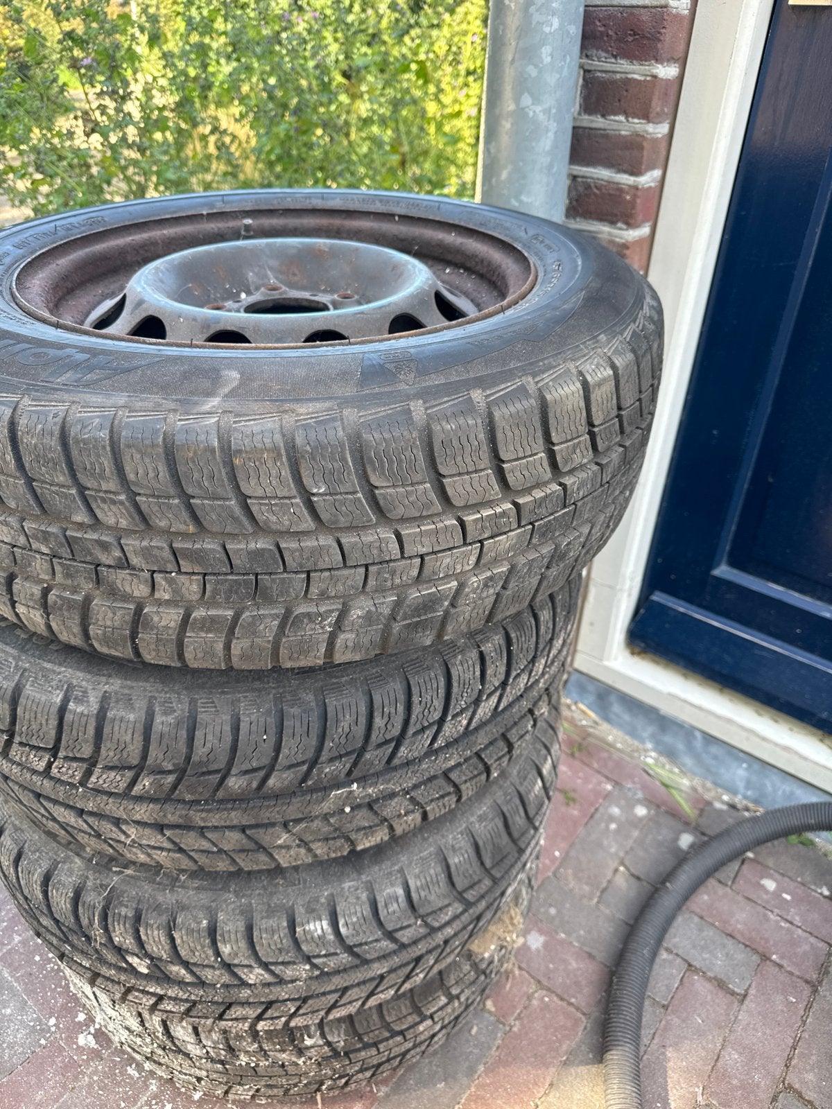 Michelin Winterbanden met stalen velgen - 195/65 R15, Ophalen, Gebruikt, 15 inch, Banden en Velgen