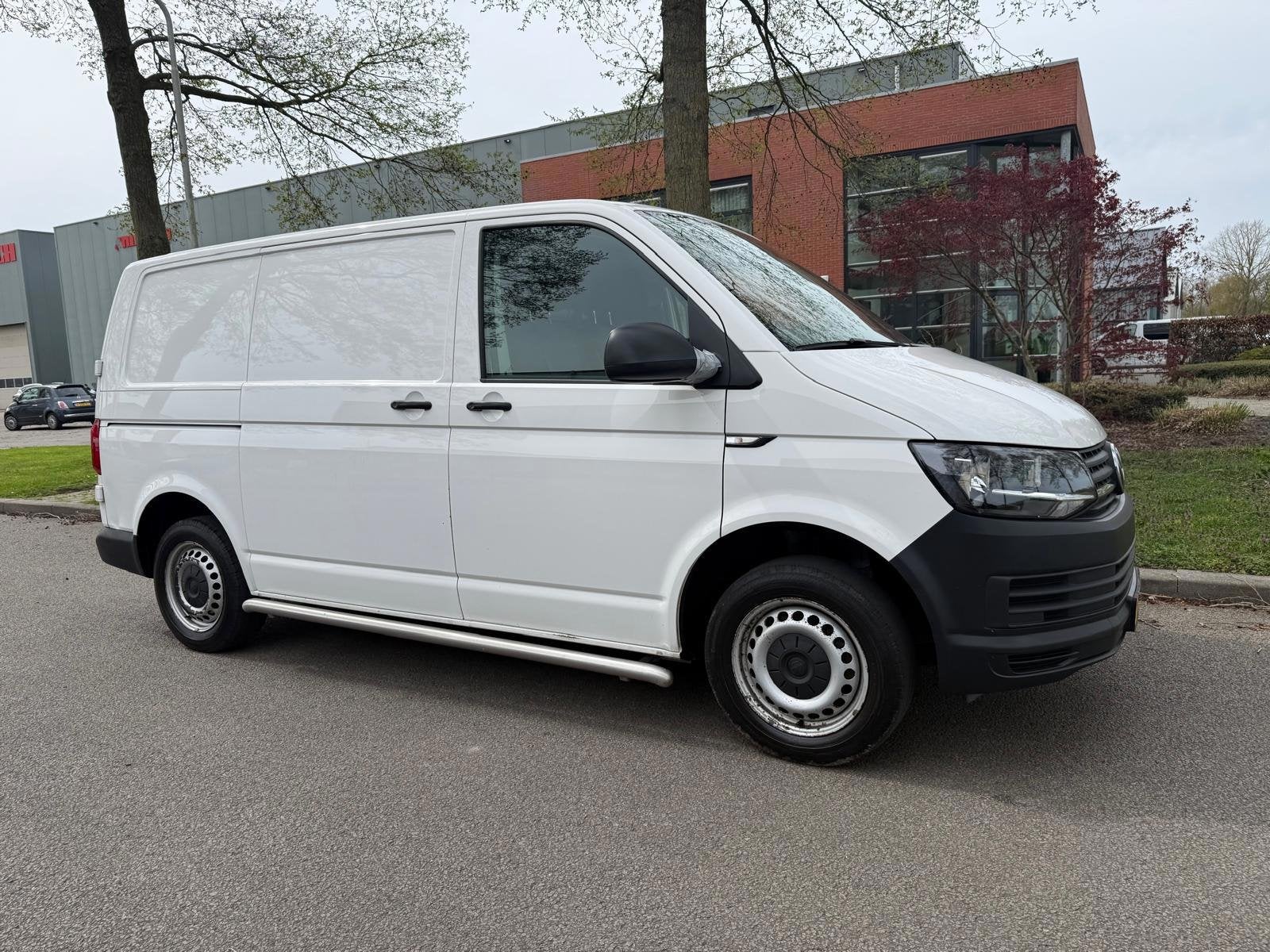 Volkswagen Transporter 2.0 TDI L1H1 Economy airco 120347 km, Auto's, Voorwielaandrijving, 1798 kg, Gebruikt, Euro 6