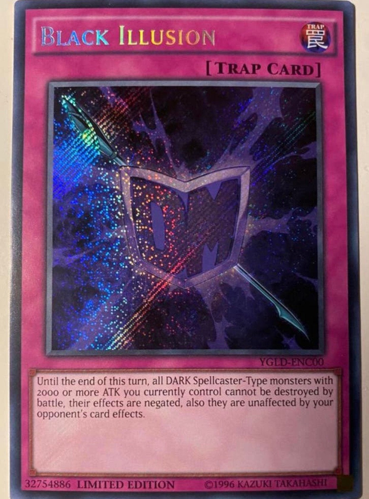 Yu-Gi-Oh! Black Illusion YGLD 1996 Print !, Ophalen of Verzenden, Zo goed als nieuw, Losse kaart, Foil