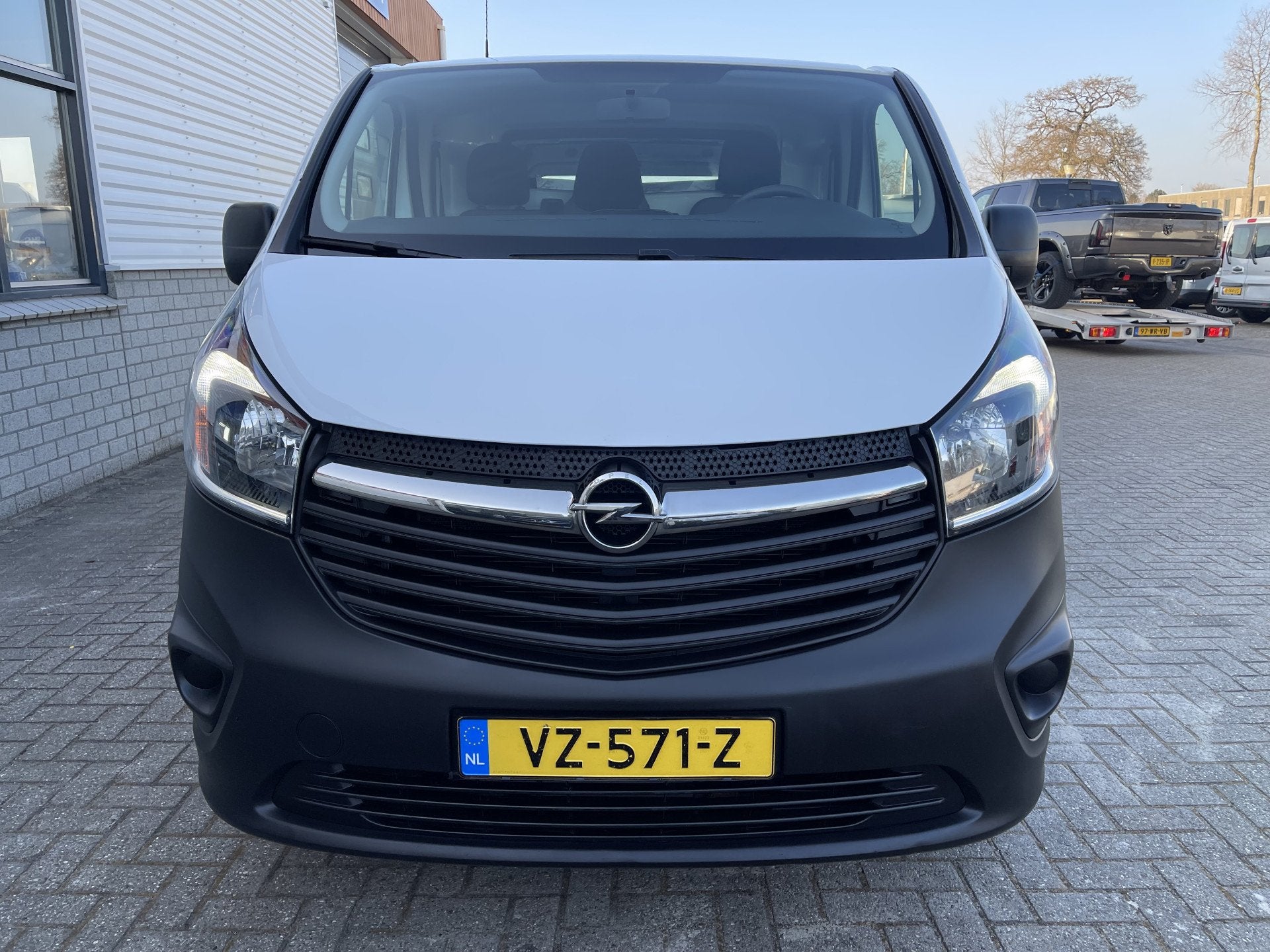 Opel Vivaro 1.6 CDTI L1H1 Edition / rijklaar € 8.950 ex bt, Auto's, Voorwielaandrijving, Gebruikt, Wit, Origineel Nederlands
