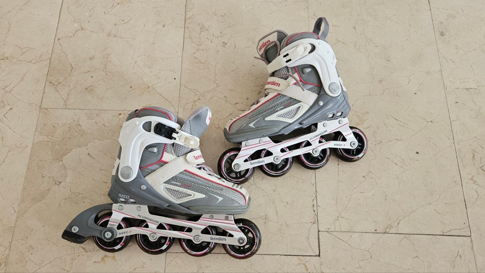 Leontien Inline Skates - Maat 38-39, Ophalen of Verzenden, Zo goed als nieuw