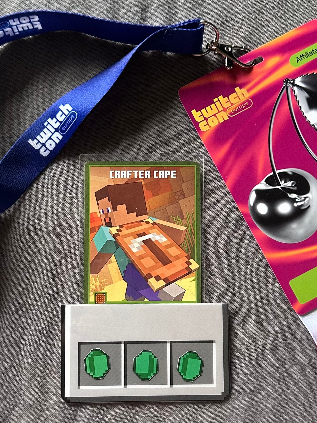 Exclusieve Minecraft Crafted Cape | Twitch Con Europe 2026, Ophalen of Verzenden, Nieuw