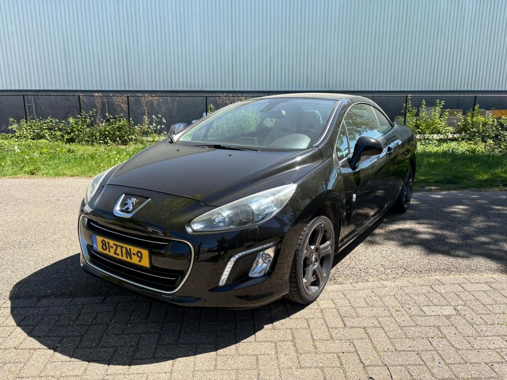 Peugeot 308 1.6 THP CC 2013 Zwart / Roland Garros / Cabrio, Voorwielaandrijving, 1490 kg, Beige, Cabriolet