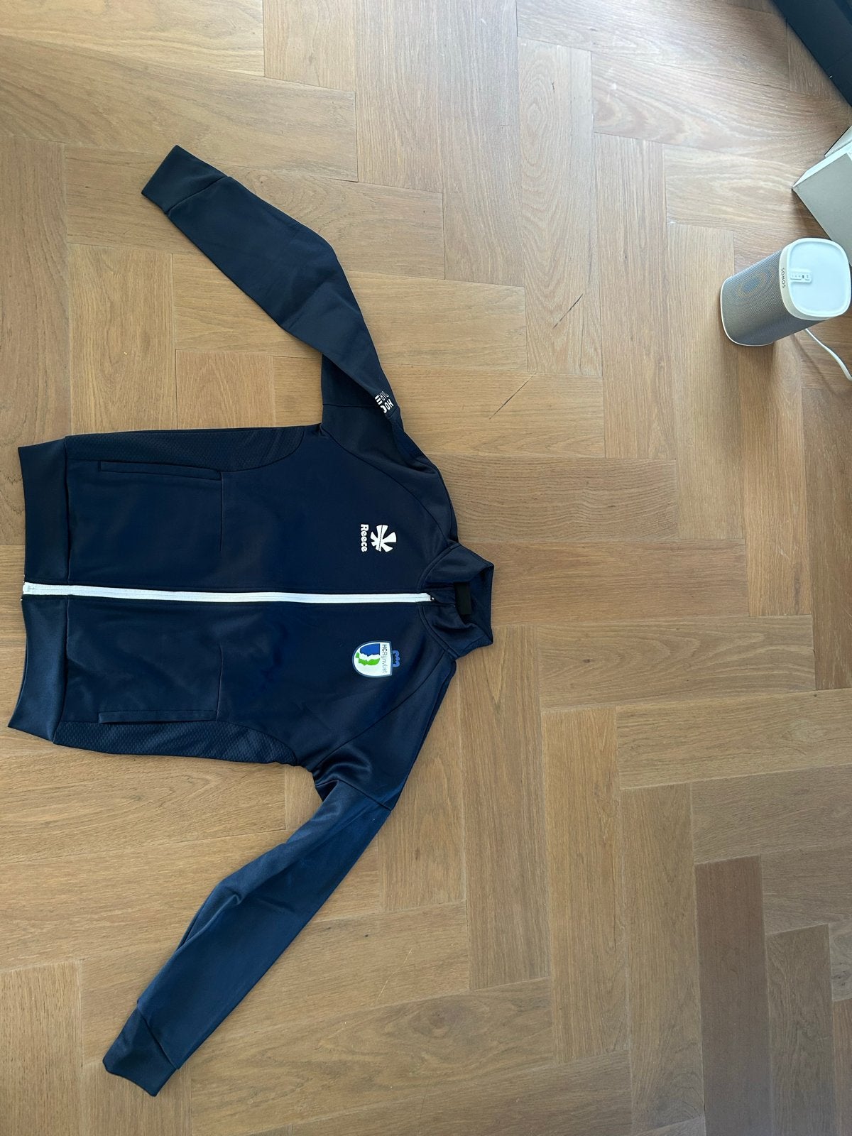 Reece sportvest HC Rijnvliet- Donkerblauw - Maat 164, Blauw, Ophalen of Verzenden, Zo goed als nieuw, Algemeen