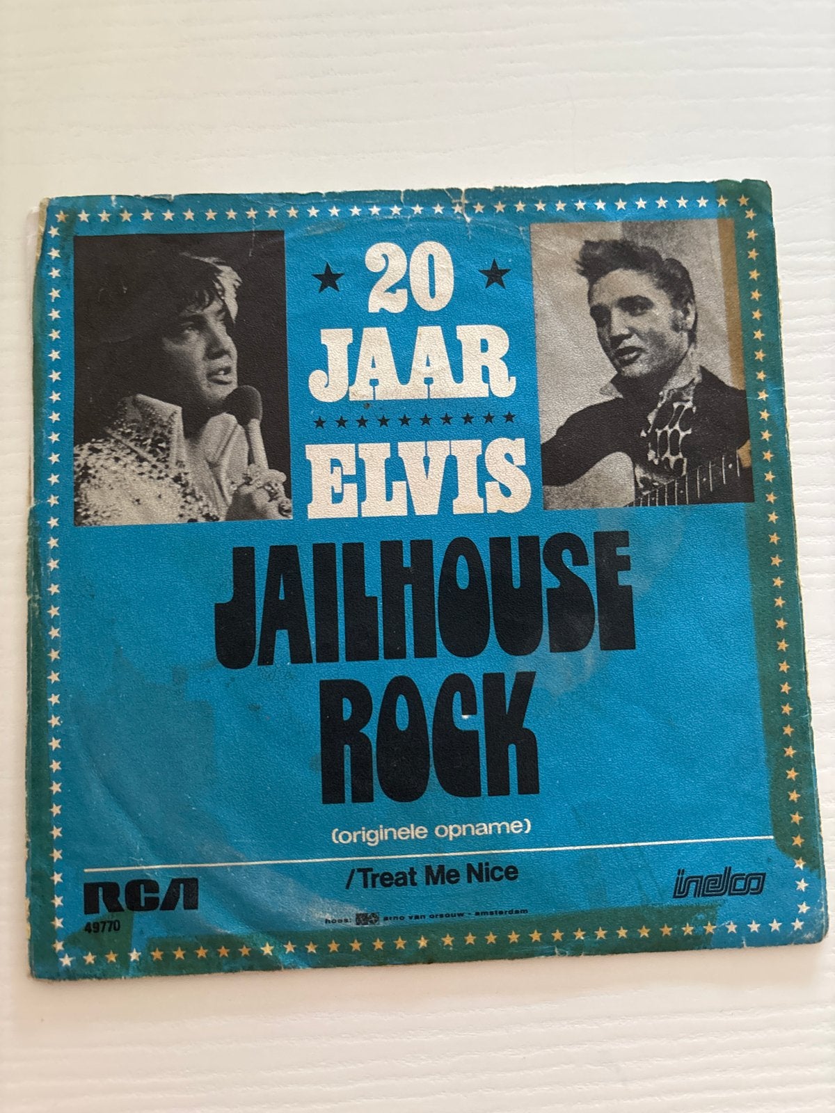 Elvis Presley - Jailhouse Rock / Treat Me Nice (45 toeren), Ophalen of Verzenden, Gebruikt, Cd of Plaat