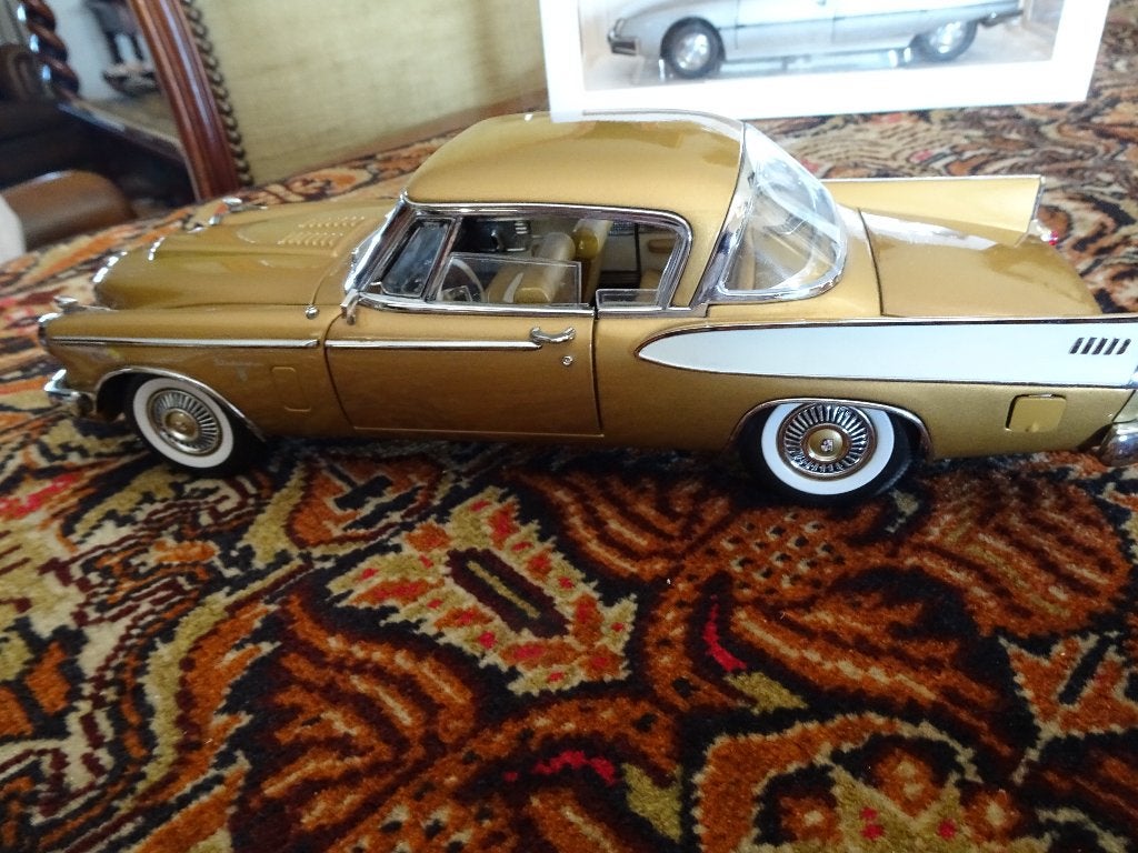 ZEER MOOIE  STUDE BAKER GOLDEN HAWK 1957 GEEN DOOS, Ophalen of Verzenden, Zo goed als nieuw, Auto, Overige merken