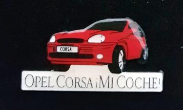 Opel Corsa- iMI Coche ! pin, Verzamelen, Speldjes, Pins en Buttons, Verzenden, Nieuw, Transport, Speldje of Pin