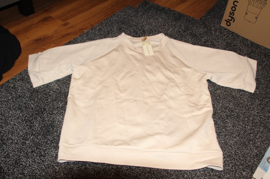 trui beige (nieuw), Ophalen of Verzenden, Nieuw, Maat 42/44 (L), Beige