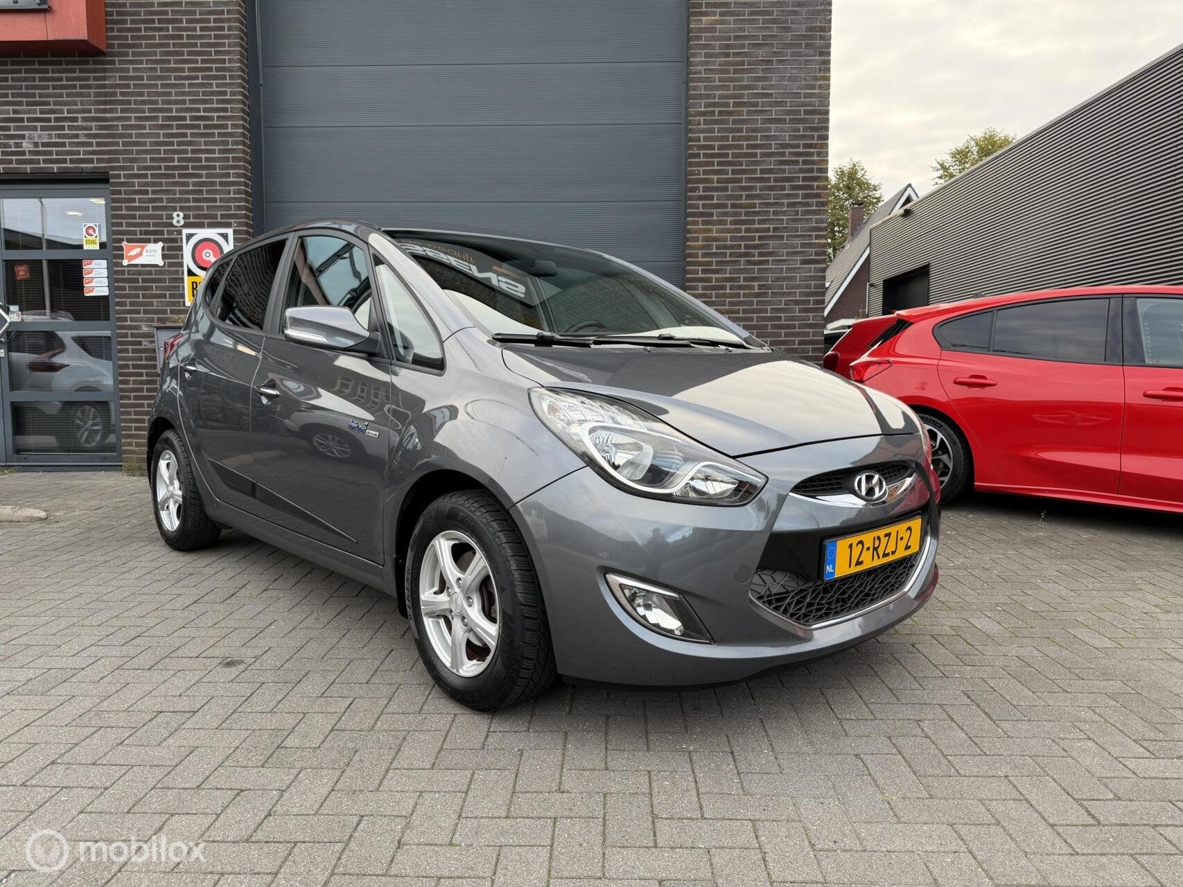 Hyundai ix20 i drive 74215km nap Hoge instap Rijklaar, Auto's, Voorwielaandrijving, Euro 5, Stof, Gebruikt