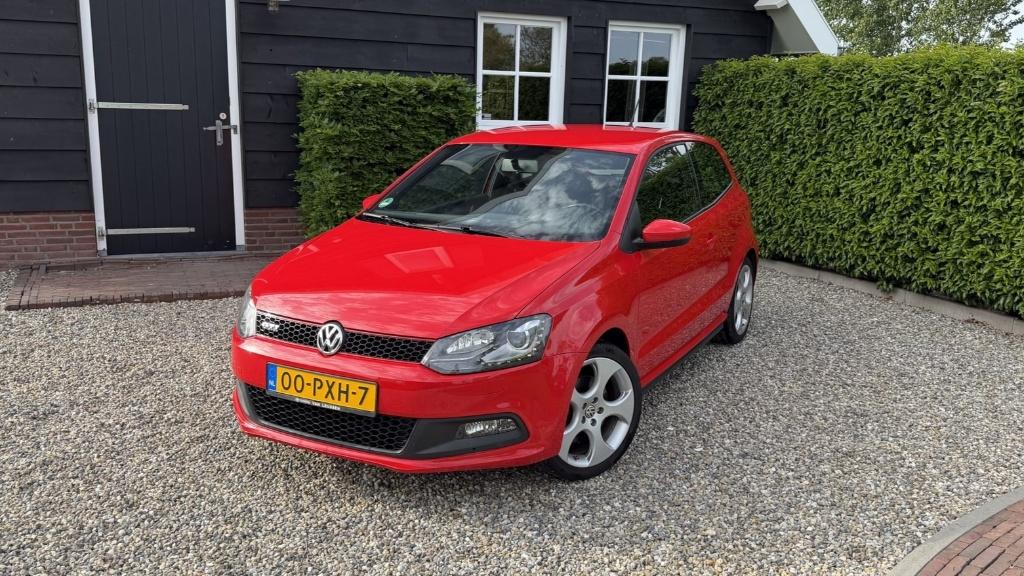 Volkswagen Polo 1.4 TSI GTI DSG 2011 Rood ZGOH Carplay, Euro 5, Stof, 1169 kg, Zwart