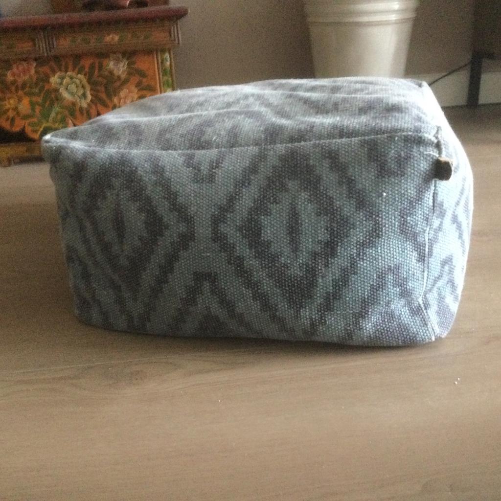 Poef, Ophalen, Minder dan 50 cm, Vierkant, Minder dan 50 cm