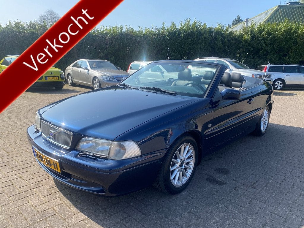 Volvo C70 Convertible 2.0 T Luxury Line Aut. (bj 2000), Auto's, Zwart, Bedrijf, 165 pk, Volvo