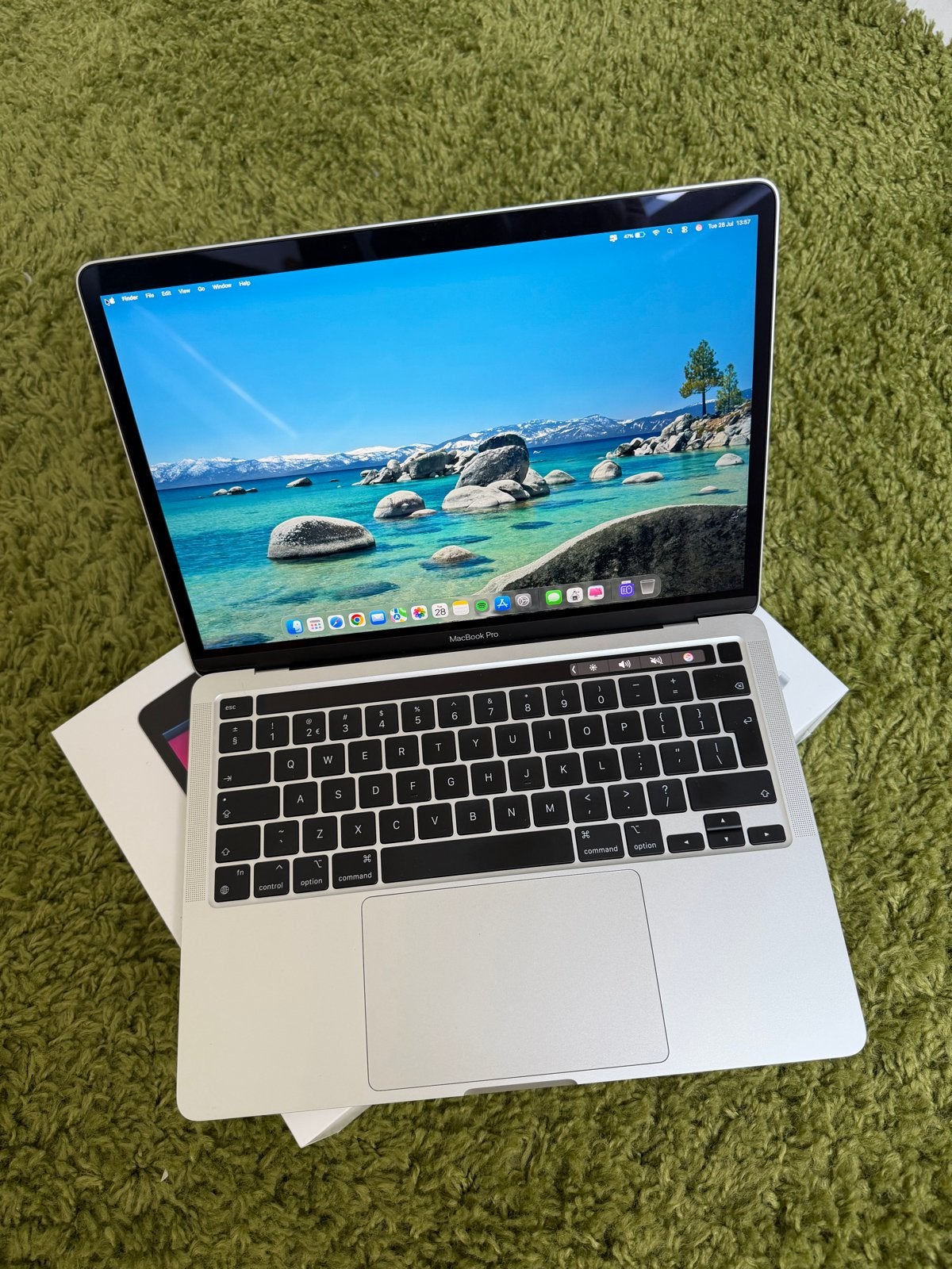 MacBook Pro 13" M2 (8GB RAM / 256GB SSD) – In topstaat!, 256 GB, 2 tot 3 Ghz, Qwerty, 8 GB