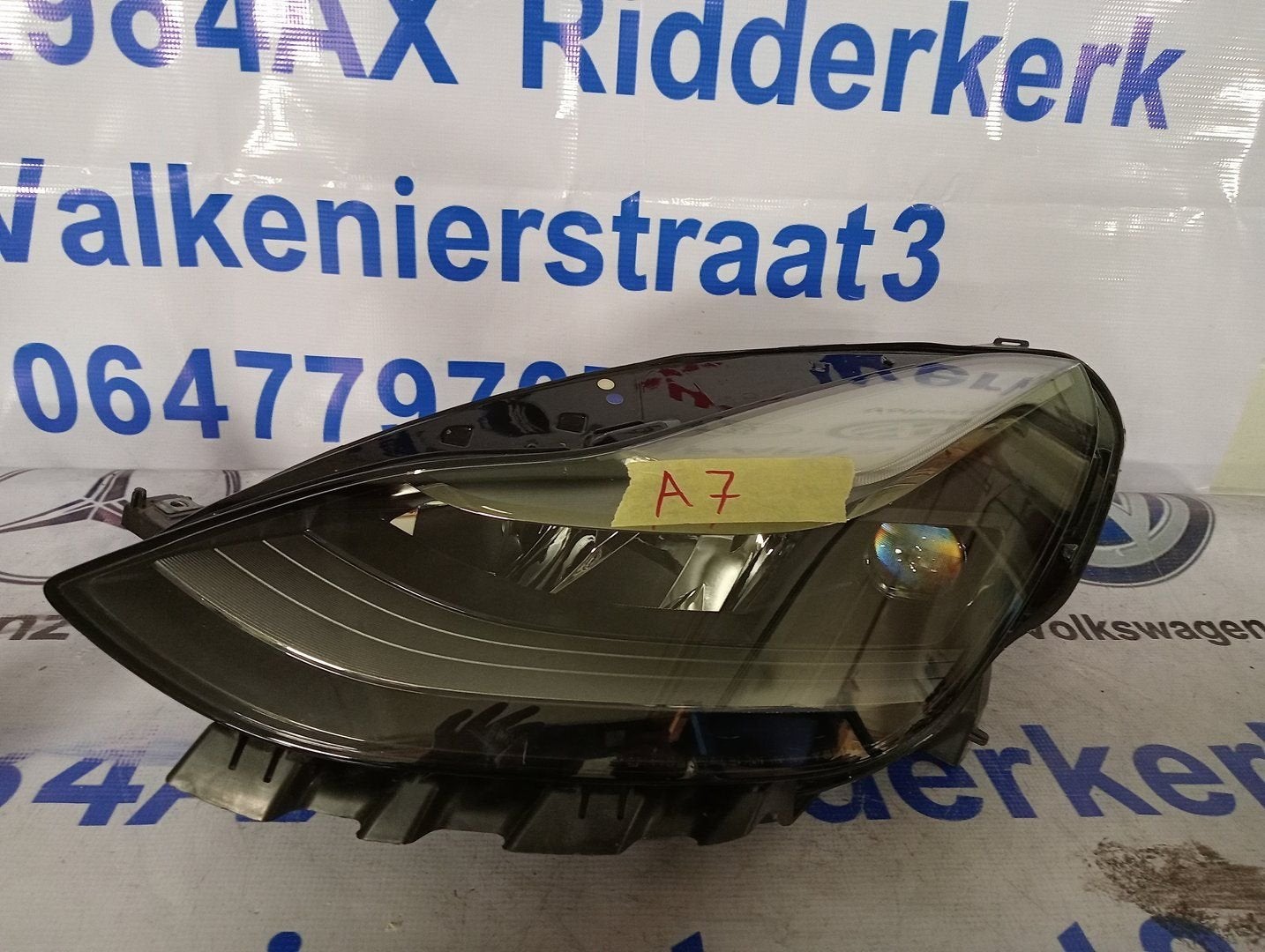 TESLA MODEL 3 Koplampen links met artikelnummer 1077372-00, Gebruikt, -, Overige automerken, -