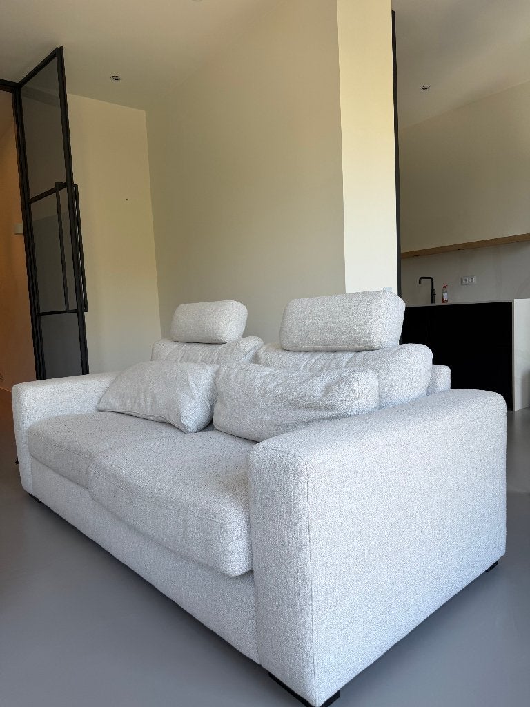 Montel Light Grey 3-Seater Sofa - Adjustable (Lift), Ophalen, Driepersoons, 75 tot 100 cm, Zo goed als nieuw