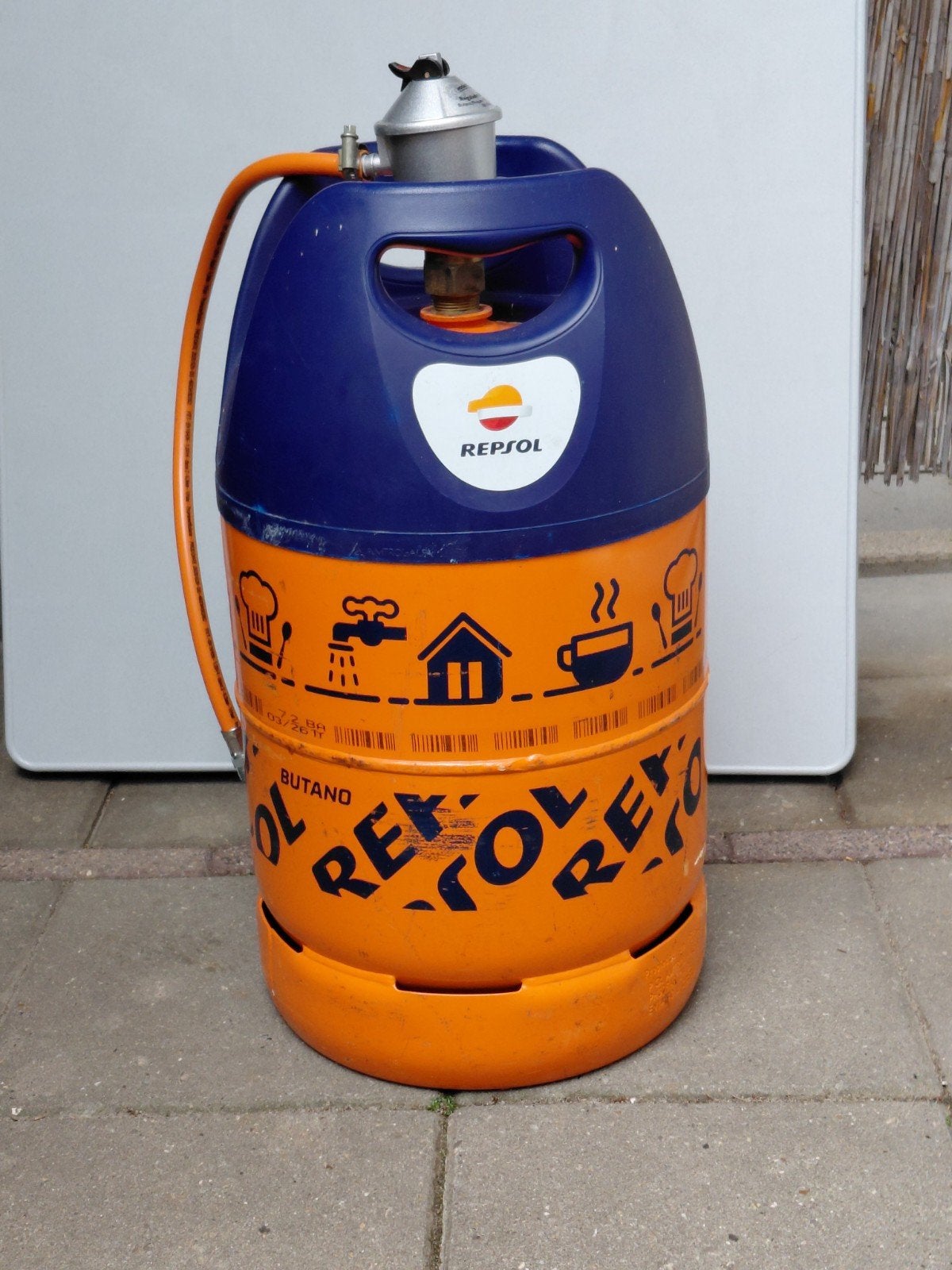 Spaanse Repsol gasfles inclusief drukregelaar., Caravans en Kamperen, Ophalen of Verzenden
