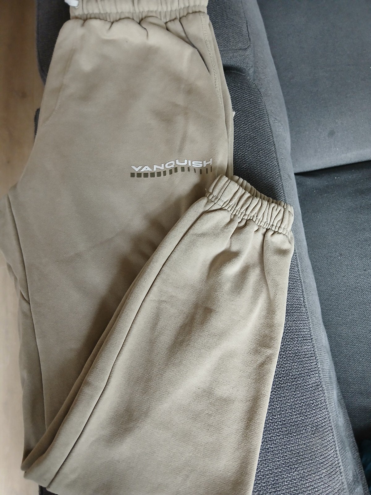 Jogpants vanquish maat m, Ophalen of Verzenden