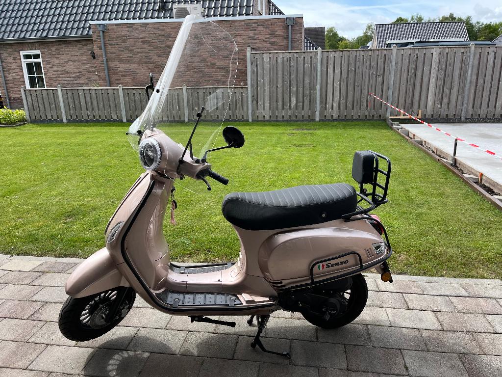 Senzo Riva Lux, Fietsen en Brommers, Scooters | Overige merken, Ophalen, Gebruikt, 49 cc, Senzo