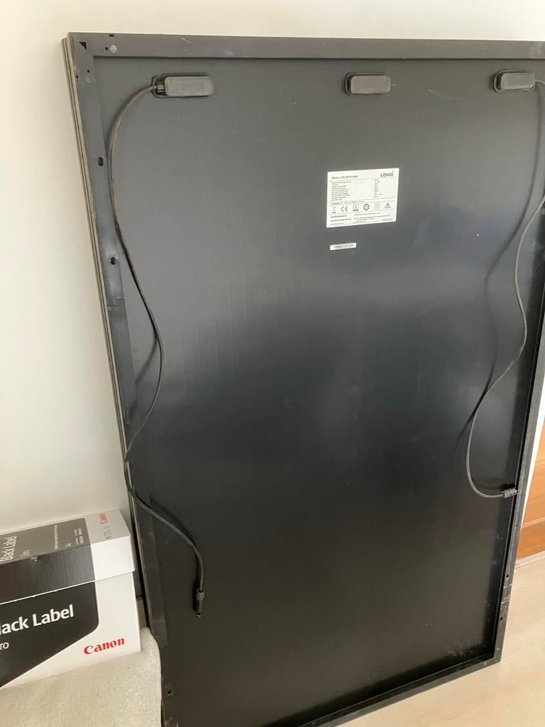 6 Longi 300W Zonnepanelen met SolarEdge HD Wave Omvormer, Doe-het-zelf en Verbouw, Zonnepanelen en Toebehoren, Ophalen, Gebruikt