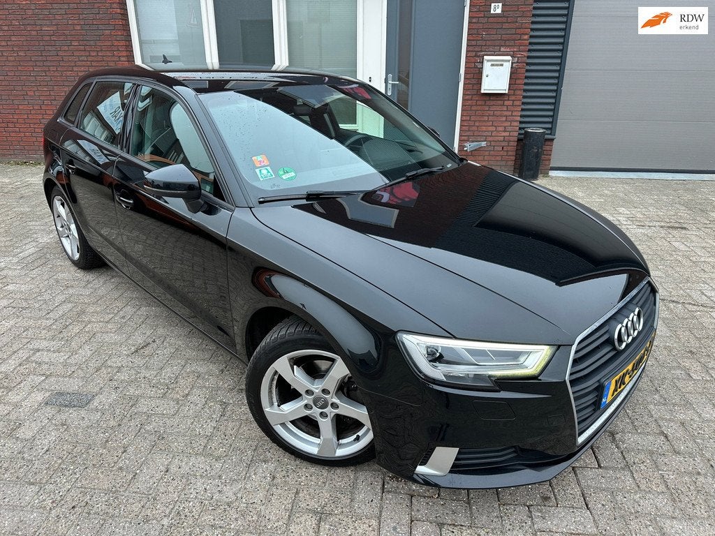 Audi A3 Sportback 30 TFSI Sport Lease Edition / Navi / PDC /, Voorwielaandrijving, Stof, Gebruikt, 116 pk
