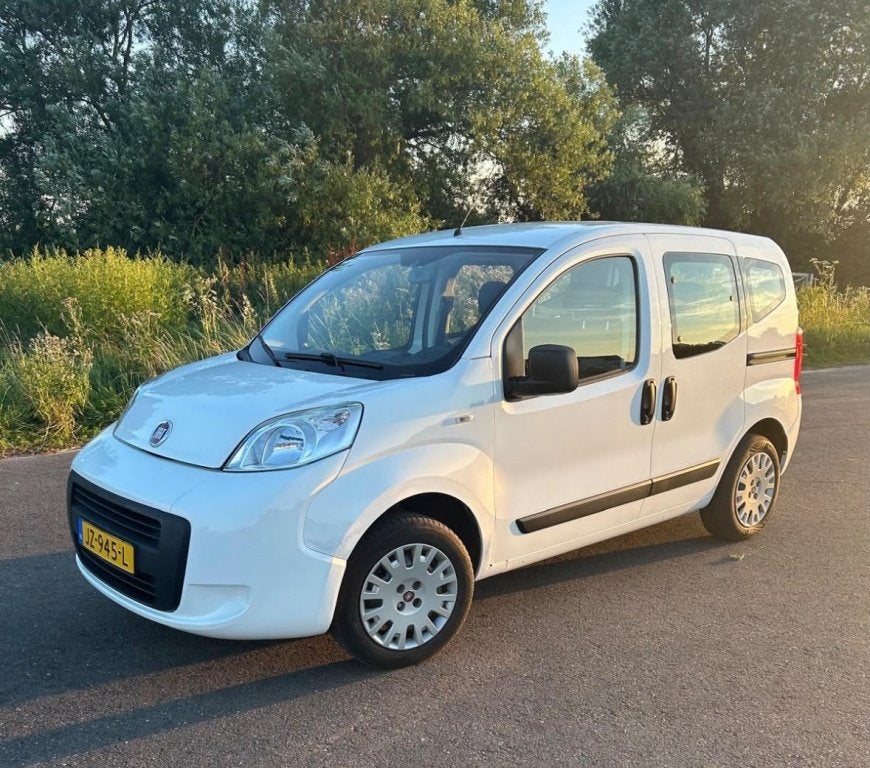 Fiat Qubo 1.4 Easy Trekhaak Airco Cruise Control APK, Auto's, Fiat, Voorwielaandrijving, 4 cilinders, 400 kg, Leder en Stof