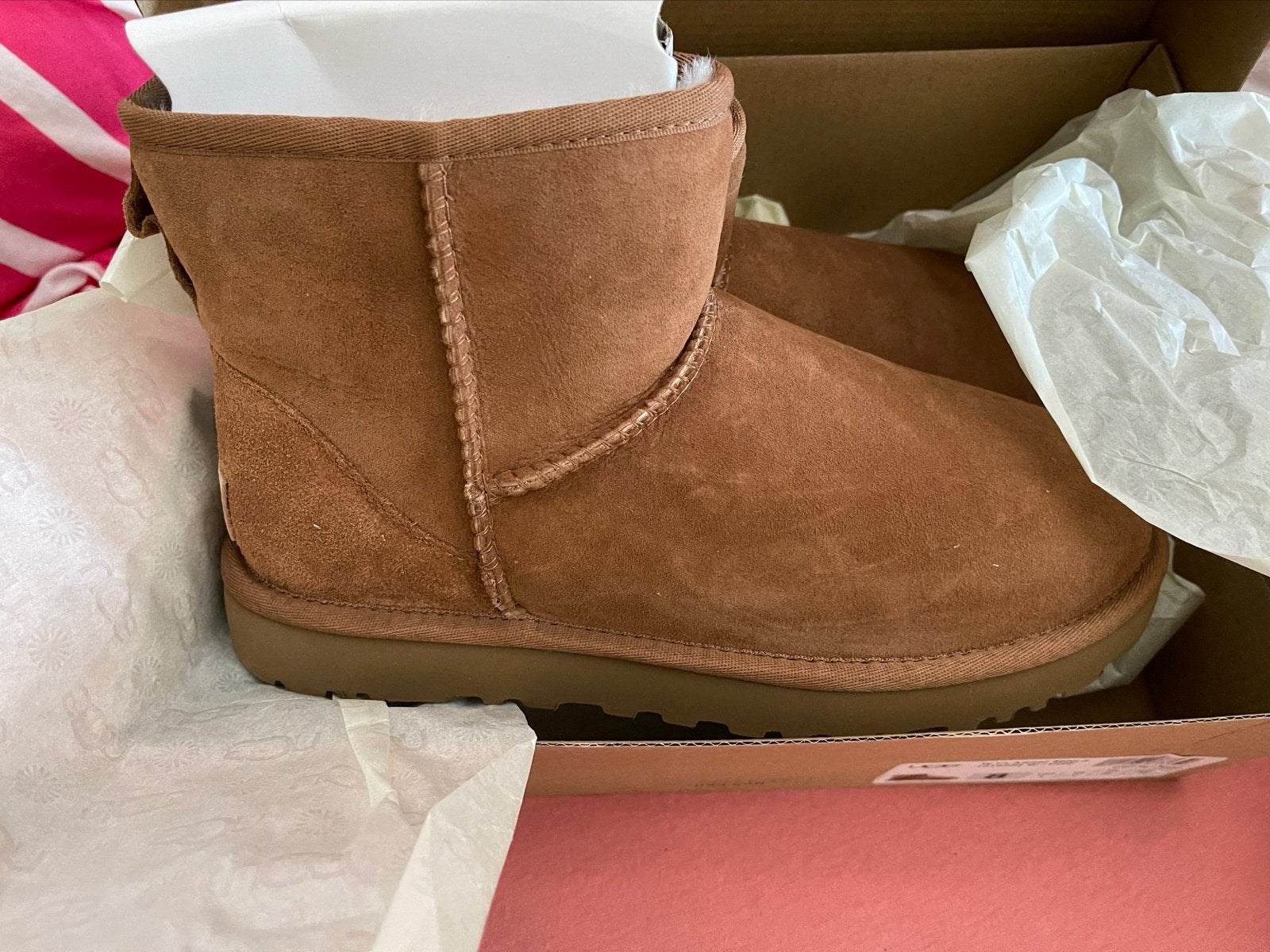 Uggs, maat 39, Bruin, Lage of Enkellaarzen, Nieuw, Ophalen of Verzenden