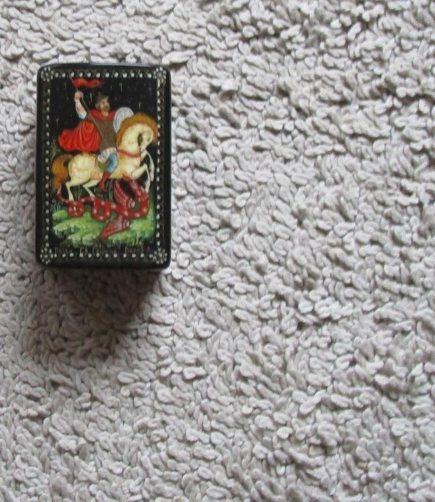 Origineel Russisch lakdoosje, Antiek en Kunst, Curiosa en Brocante, Ophalen of Verzenden