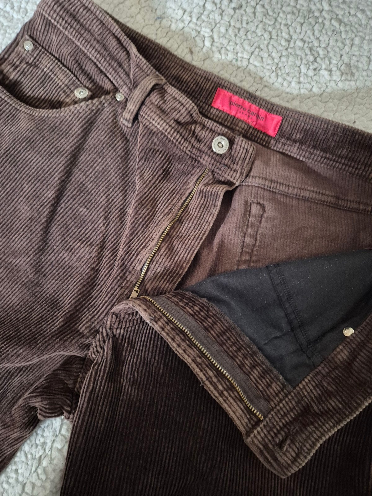 Pierre Cardin jeans Corduroy Broek Ribbroek maat 38/34, W36 - W38 (confectie 52/54), Overige kleuren, Verzenden, Zo goed als nieuw