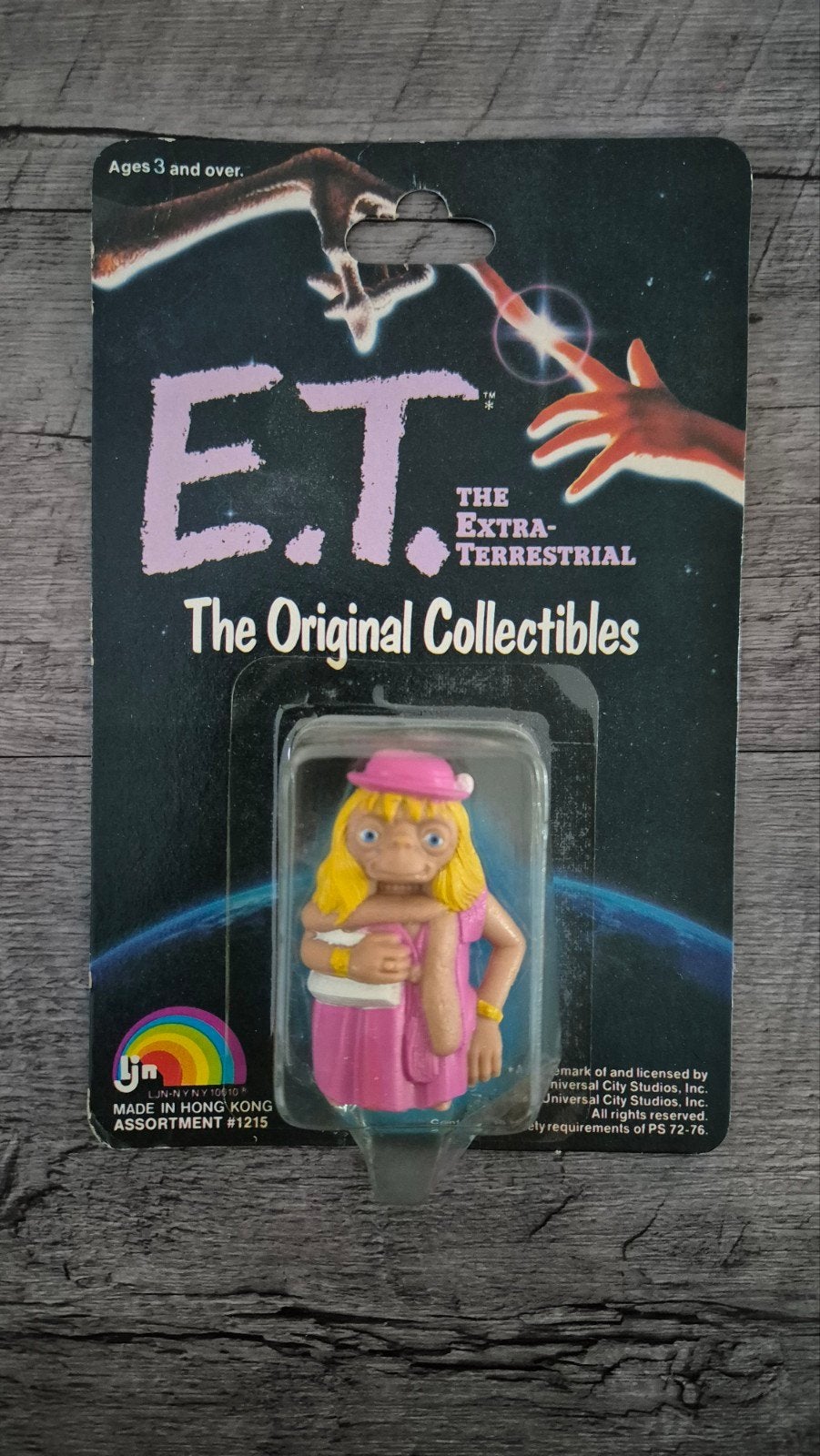 E.T. The Extra Terrestrial Whimsical Pink Dress and Hat, Verzamelen, Verzenden, Nieuw