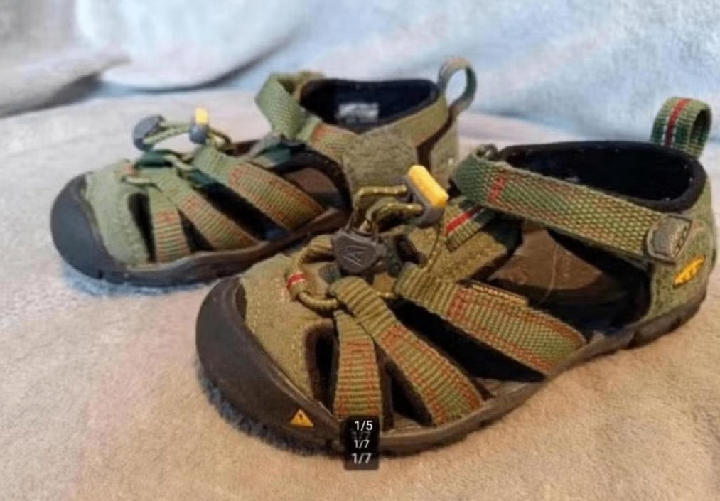 Keen sandalen maat 26-27 (16,5cm) waterproof, Kinderen en Baby's, Kinderkleding | Schoenen en Sokken, Gebruikt, Jongen of Meisje