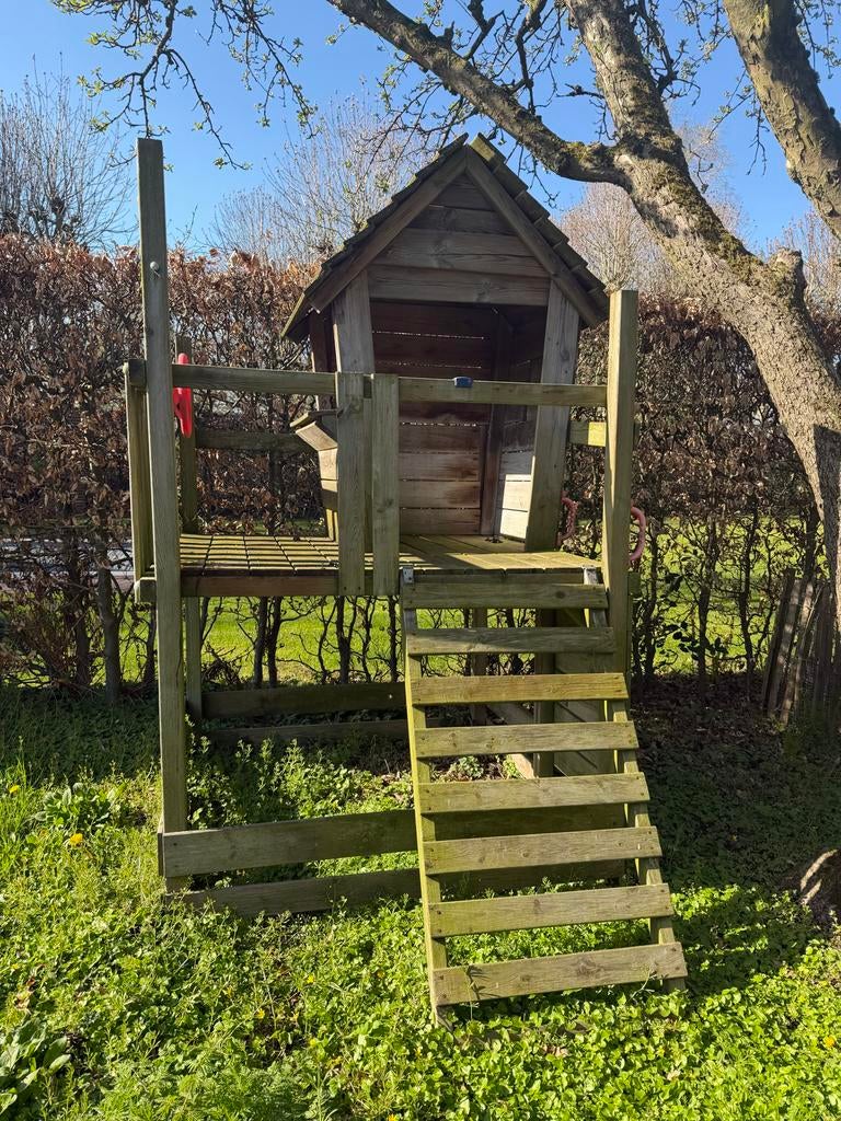 Houten speelhuisje met trap, Ophalen, Gebruikt, Hout