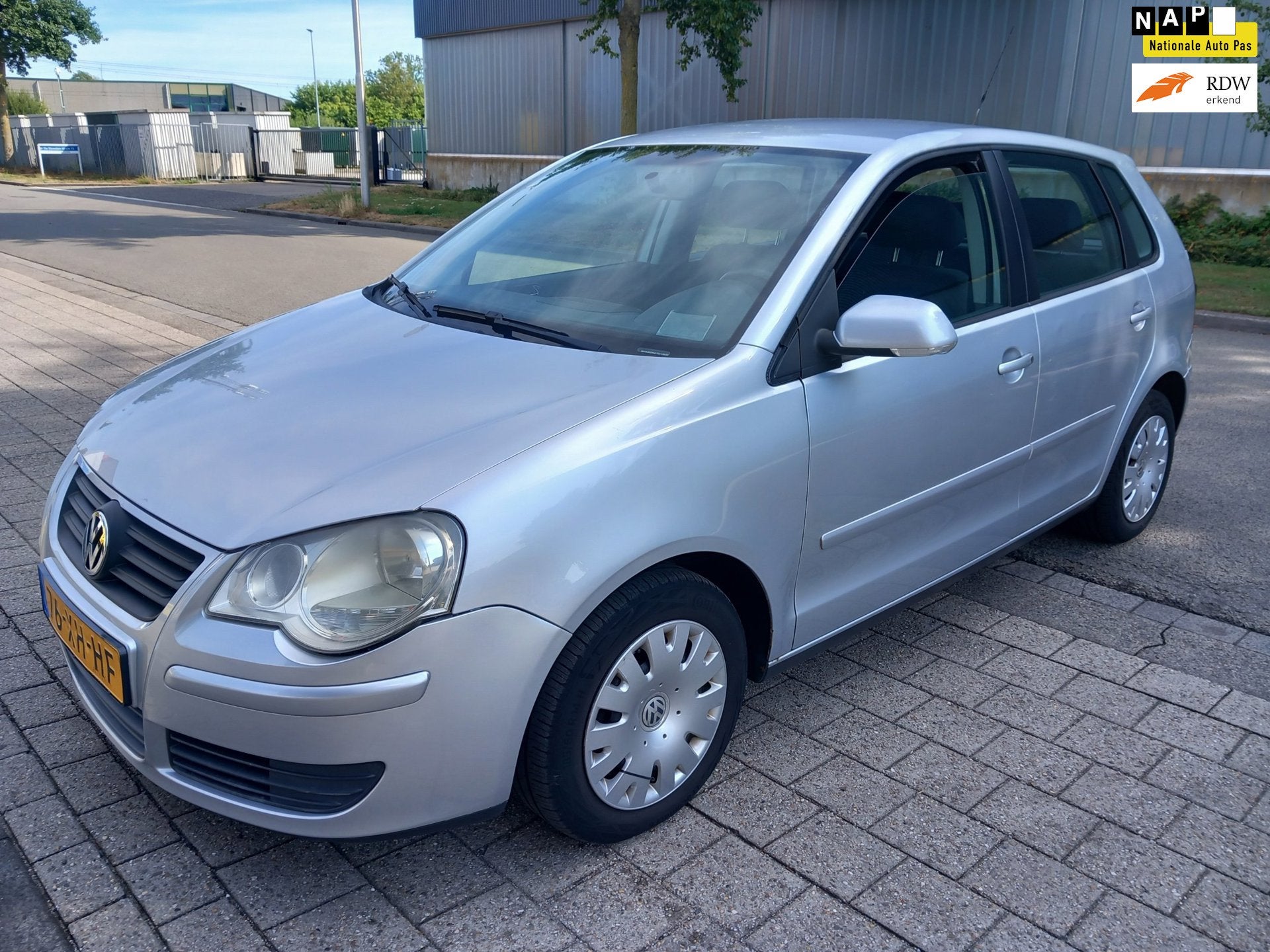 Volkswagen Polo 1.4-16V Optive, 1e eigenaar Dealer onderhoud, Voorwielaandrijving, Gebruikt, Zwart, 4 cilinders