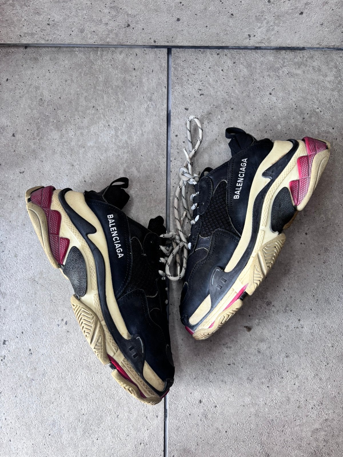 Balenciaga Triple S Zwart 36, Kleding | Dames, Schoenen, Zwart, Ophalen of Verzenden, Sneakers of Gympen, Zo goed als nieuw