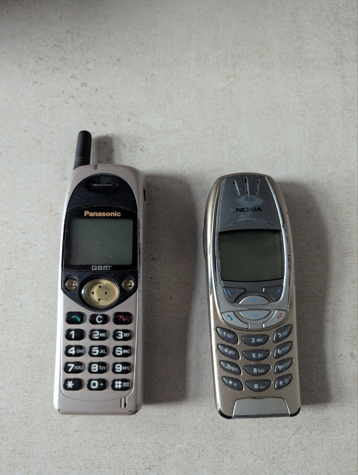 Nokia 6310i, Panasonic EBG600, Ophalen, Geen camera, Zonder abonnement