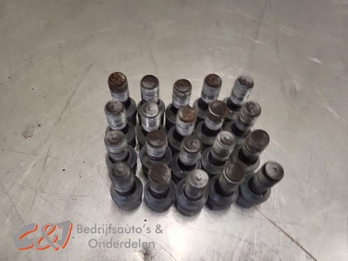 Wielbouten set van een Opel Vivaro, Gebruikt, -, -, Opel