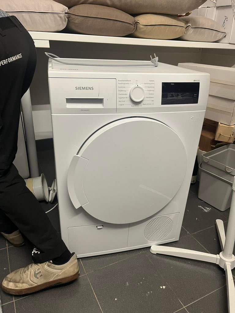 Siemens iQ300 droger, Ophalen, 6 tot 8 kg, Zo goed als nieuw, 85 tot 90 cm