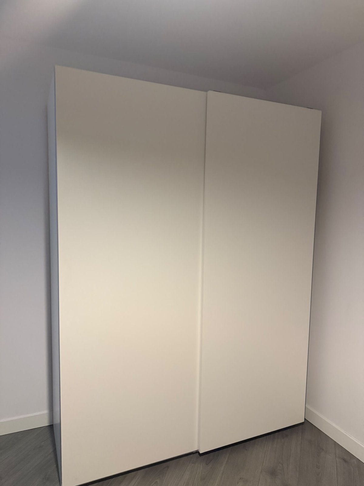 Kledingkast met schuifdeuren - 150x200x60 cm, Huis en Inrichting, Ophalen, Gebruikt, Met lade(s), 150 tot 200 cm
